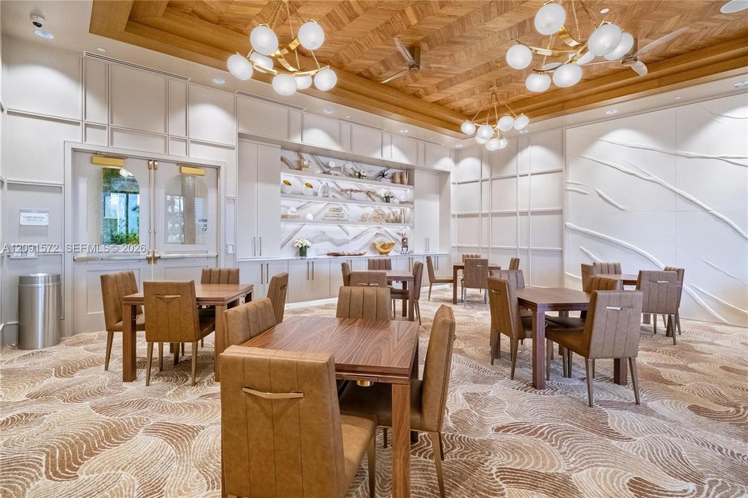 En Venta: $1,875,000 (3 camas, 3 baños, 3561 Pies cuadrados)