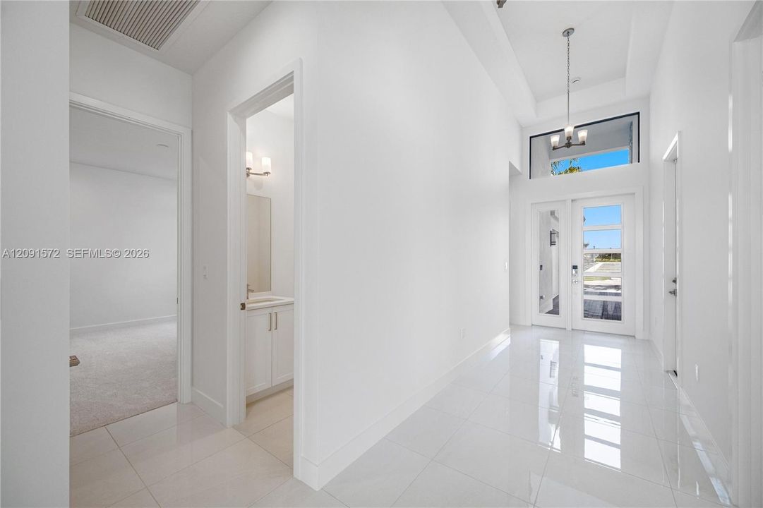 En Venta: $1,875,000 (3 camas, 3 baños, 3561 Pies cuadrados)
