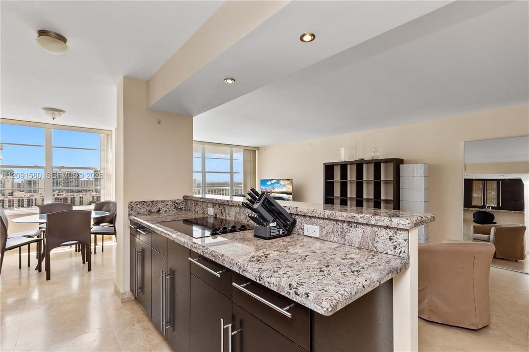 For Sale: $420,000 (1 beds, 1 baths, 1104 Square Feet)