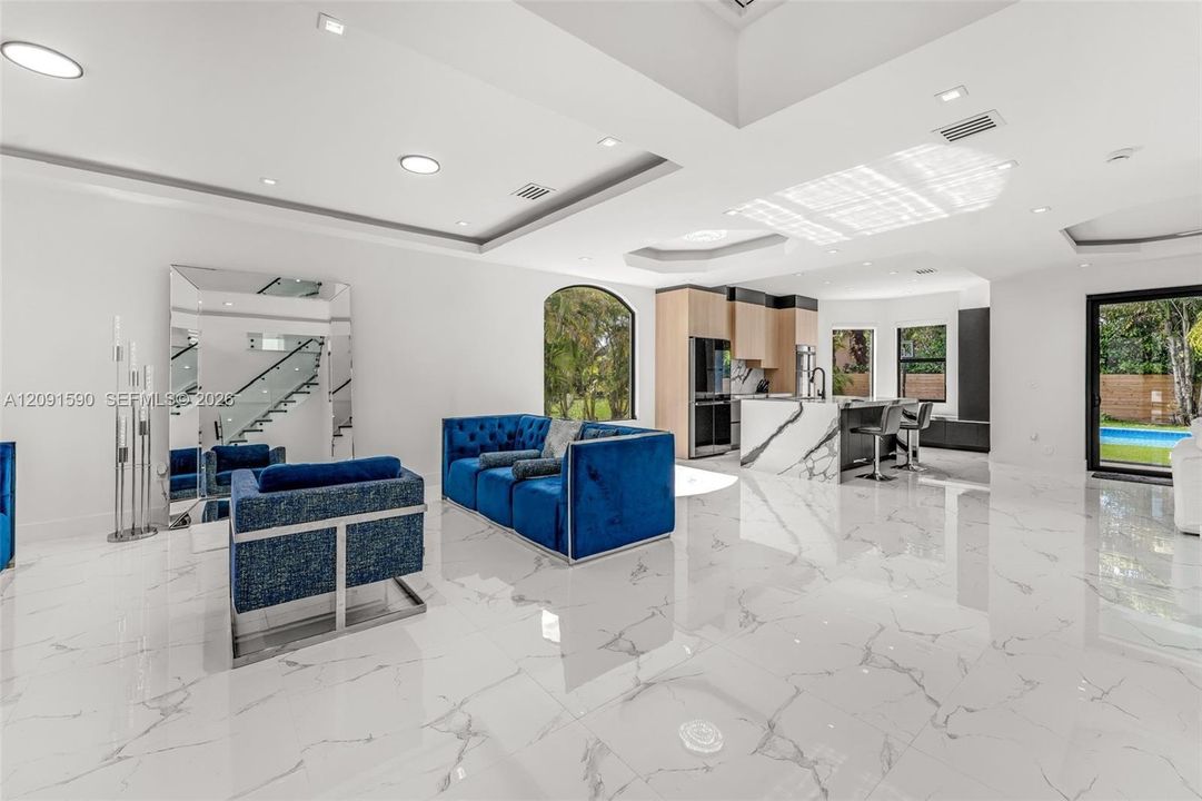 For Sale: $1,200,000 (5 beds, 4 baths, 2612 Square Feet)