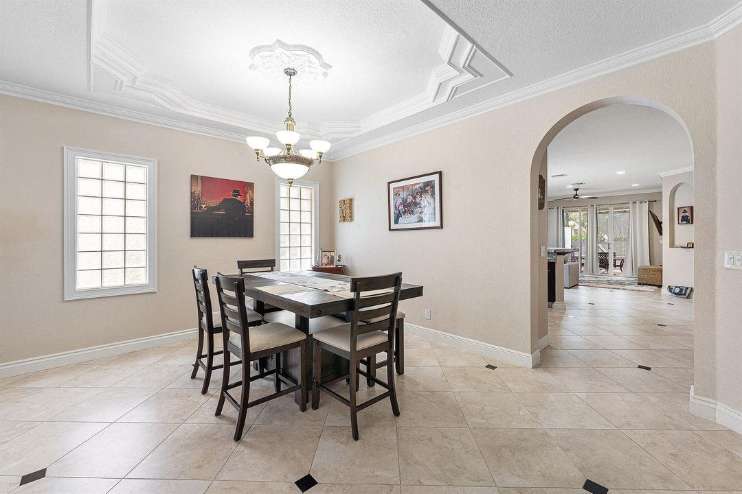 010-310VeniceBoulevard-RoyalPalmBeach-FL