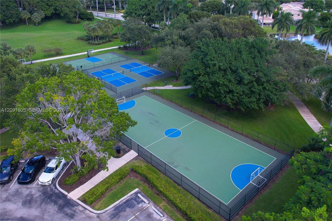 En Venta: $1,500,000 (5 camas, 4 baños, 3336 Pies cuadrados)