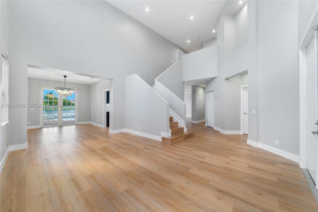 En Venta: $1,500,000 (5 camas, 4 baños, 3336 Pies cuadrados)