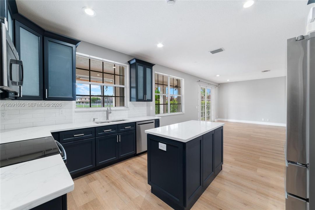 En Venta: $1,500,000 (5 camas, 4 baños, 3336 Pies cuadrados)
