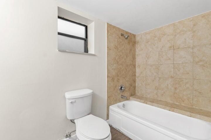 shower tub