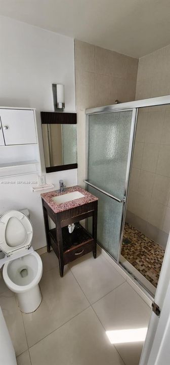 For Rent: $6,600 (4 beds, 3 baths, 1960 Square Feet)