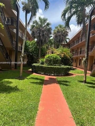 For Rent: $2,650 (2 beds, 1 baths, 720 Square Feet)