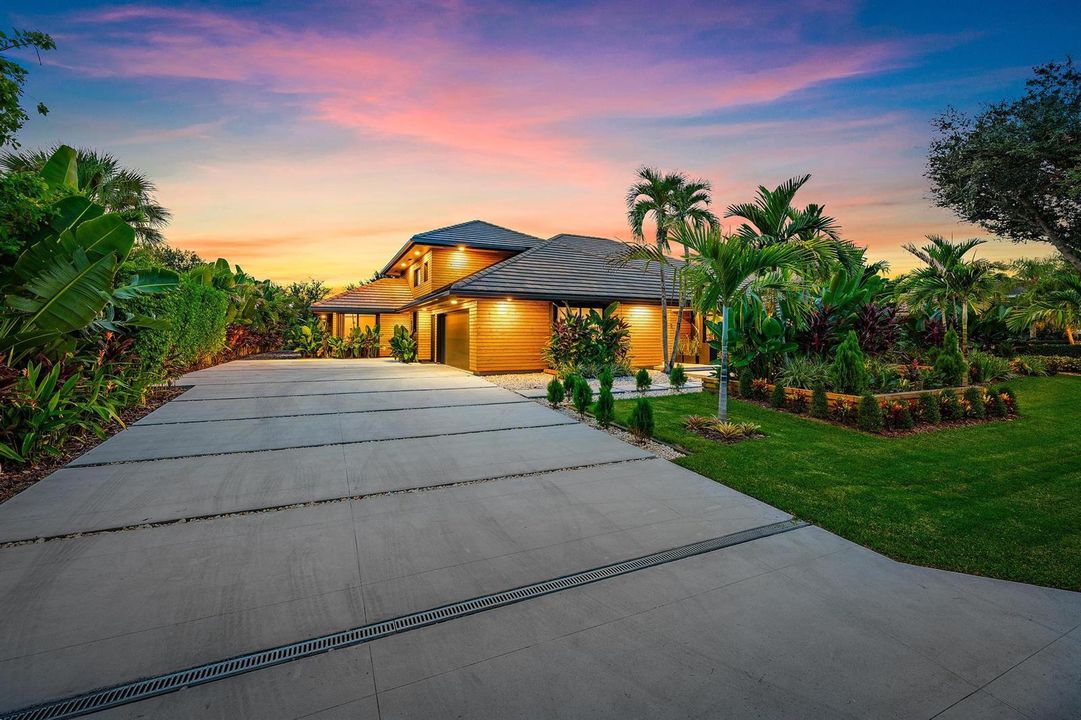 3 Sheldrake Ln twilights-2