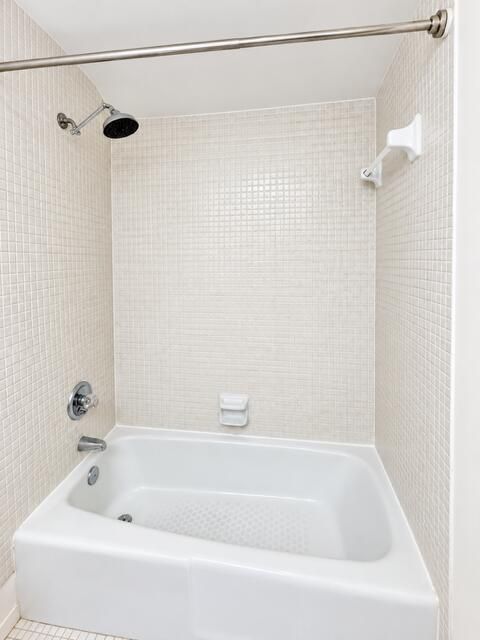3800 Shower-bath