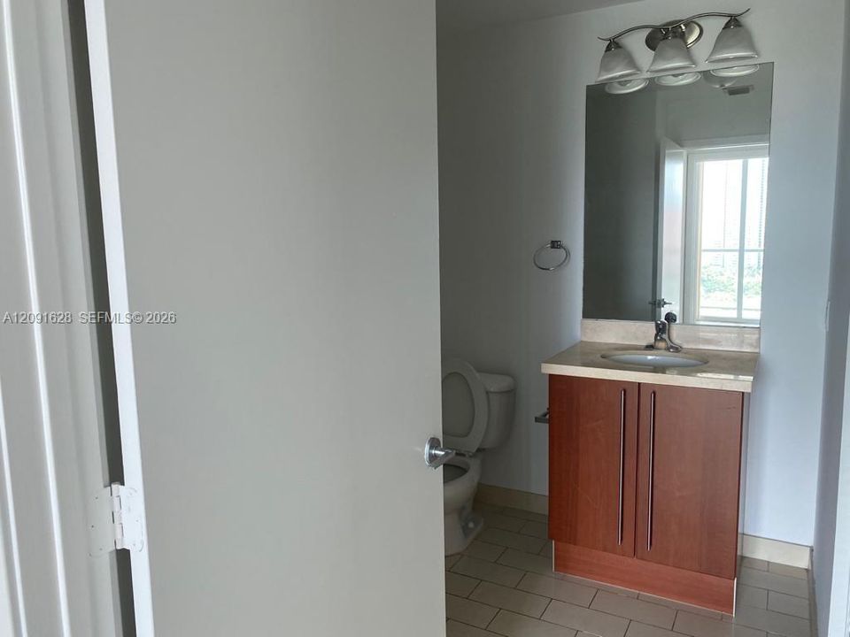 For Rent: $4,000 (2 beds, 2 baths, 1013 Square Feet)
