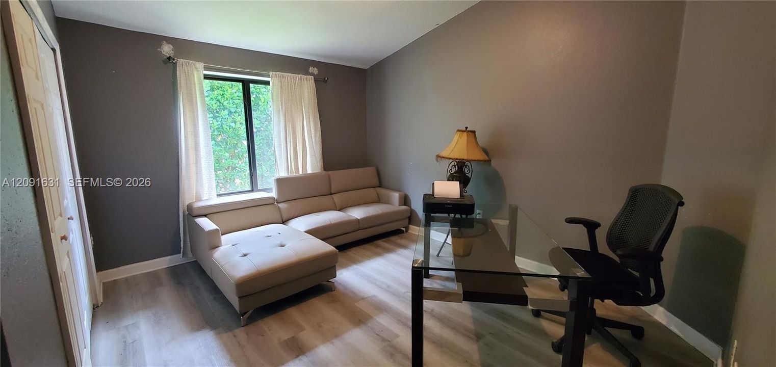 For Sale: $1,290,000 (5 beds, 4 baths, 3384 Square Feet)