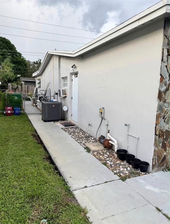 For Rent: $1,400 (1 beds, 1 baths, 0 Square Feet)