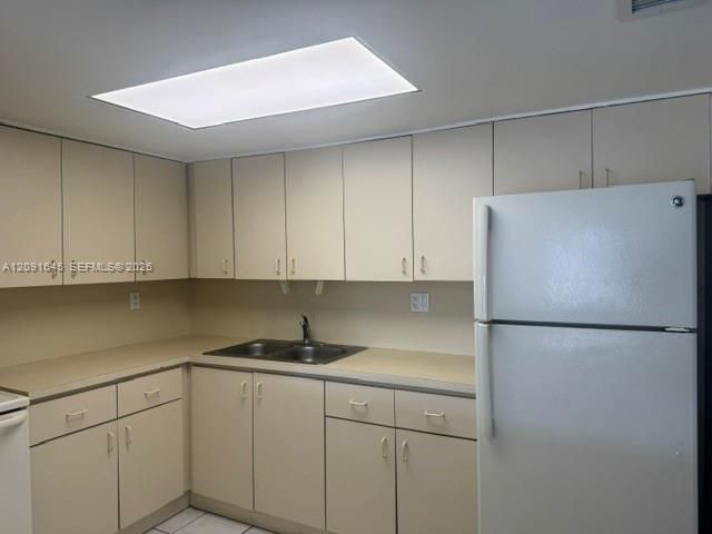 For Rent: $2,325 (2 beds, 1 baths, 0 Square Feet)