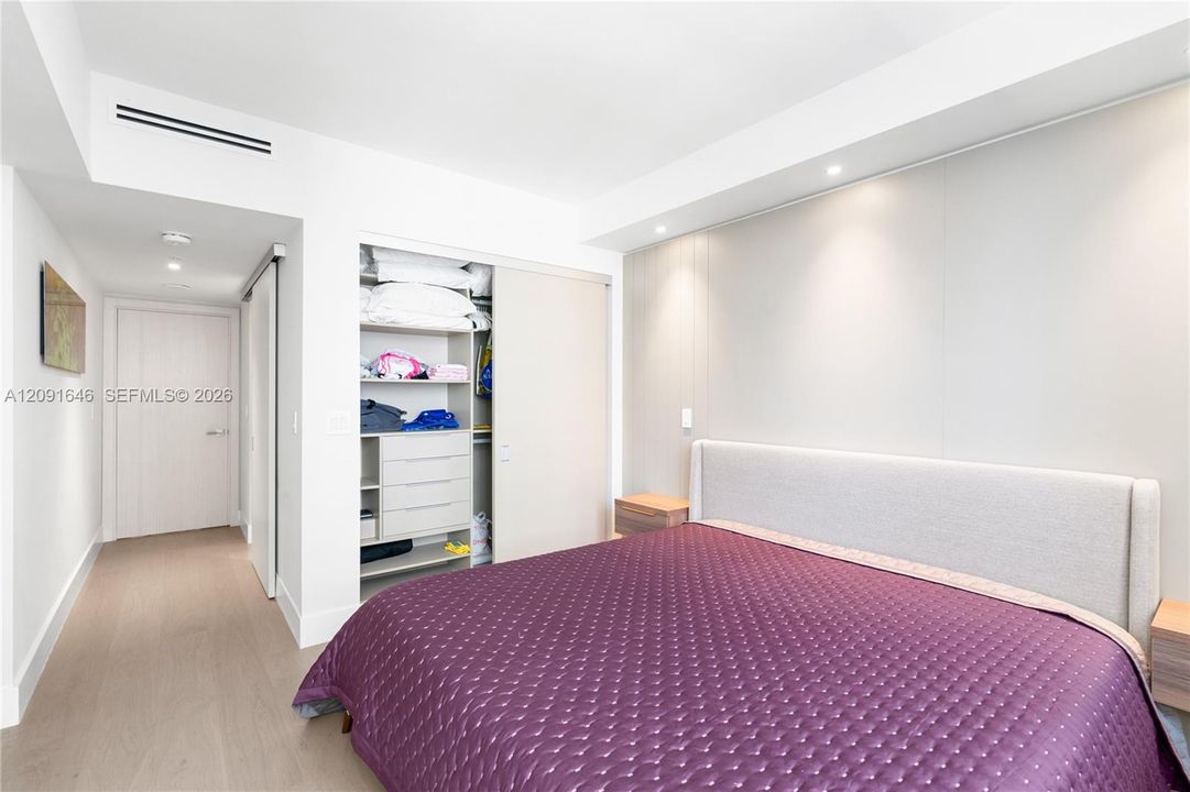Recientemente alquilado: $6,500 (2 camas, 2 baños, 1397 Pies cuadrados)