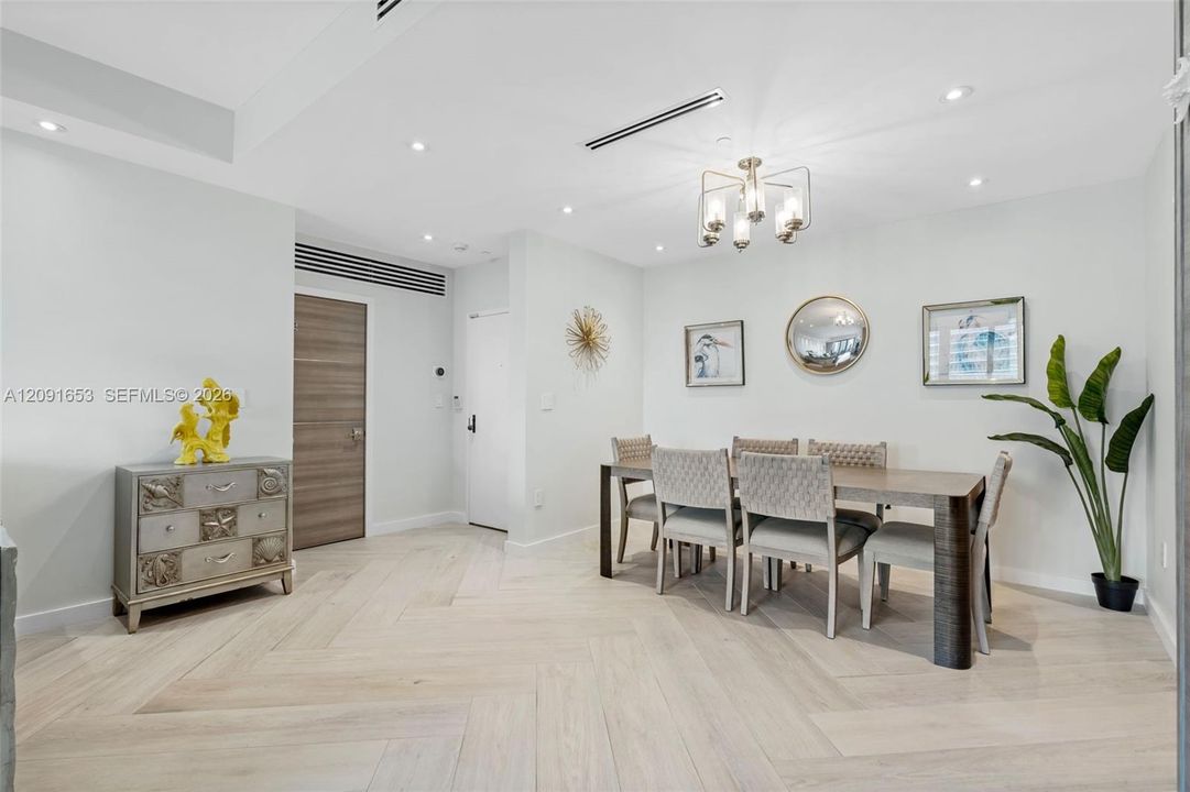 For Rent: $9,500 (2 beds, 2 baths, 1541 Square Feet)