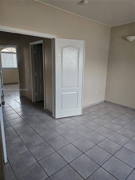 En Renta: $2,550 (3 camas, 2 baños, 1190 Pies cuadrados)