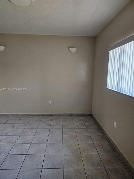 En Renta: $2,550 (3 camas, 2 baños, 1190 Pies cuadrados)