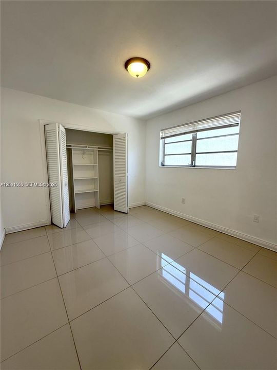 В аренду: $1,750 (1 спален, 1 ванн, 24060 Квадратных фут)