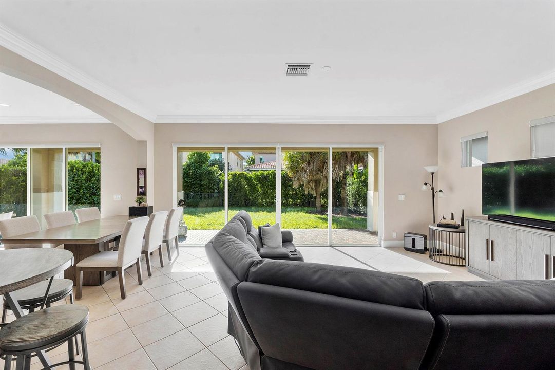 8031 NW 125th Terrace_014