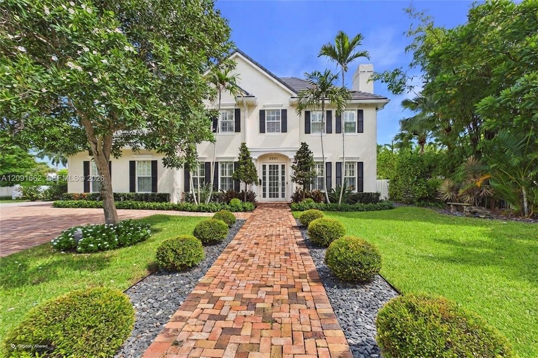 For Rent: $15,000 (5 beds, 4 baths, 4008 Square Feet)
