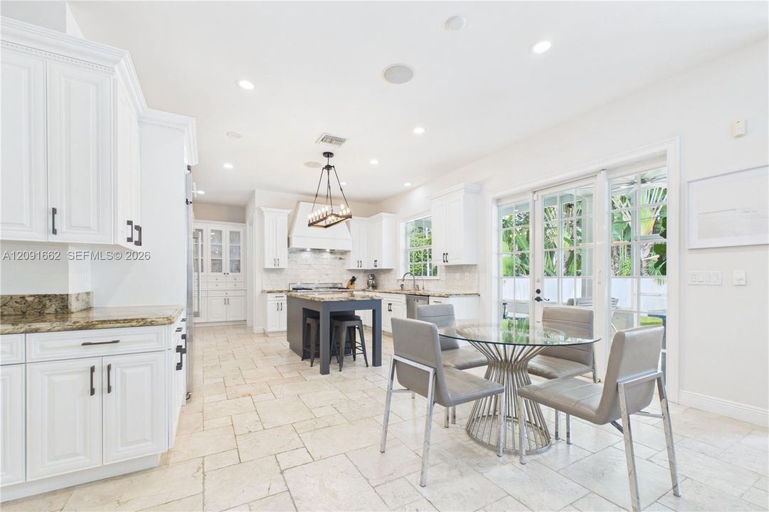 For Rent: $15,000 (5 beds, 4 baths, 4008 Square Feet)
