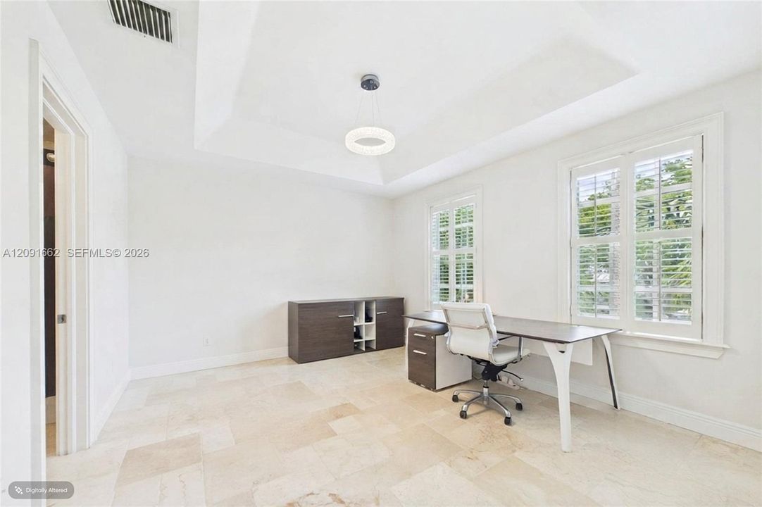 For Rent: $15,000 (5 beds, 4 baths, 4008 Square Feet)