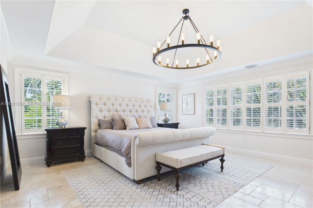 For Rent: $15,000 (5 beds, 4 baths, 4008 Square Feet)