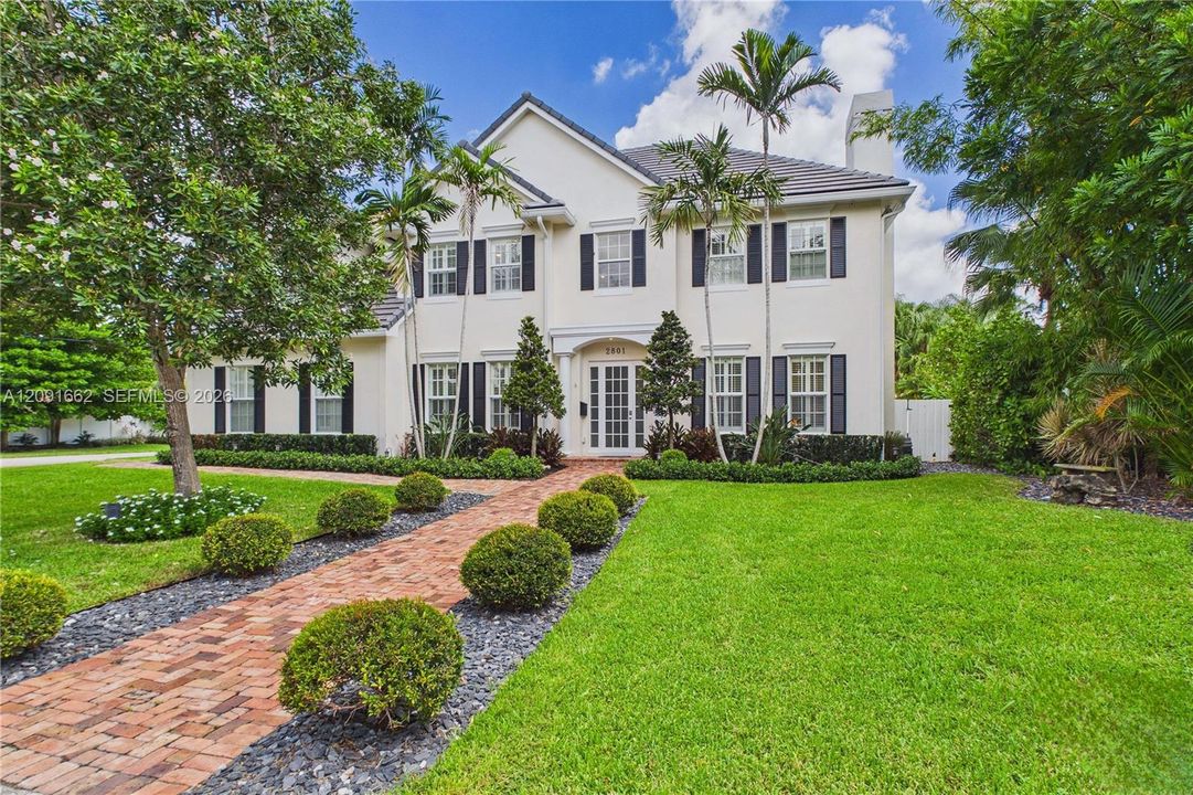 For Rent: $15,000 (5 beds, 4 baths, 4008 Square Feet)
