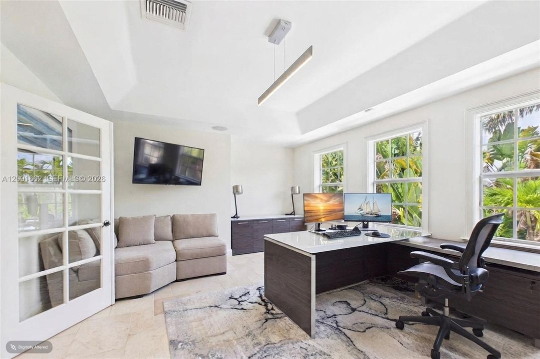 For Rent: $15,000 (5 beds, 4 baths, 4008 Square Feet)