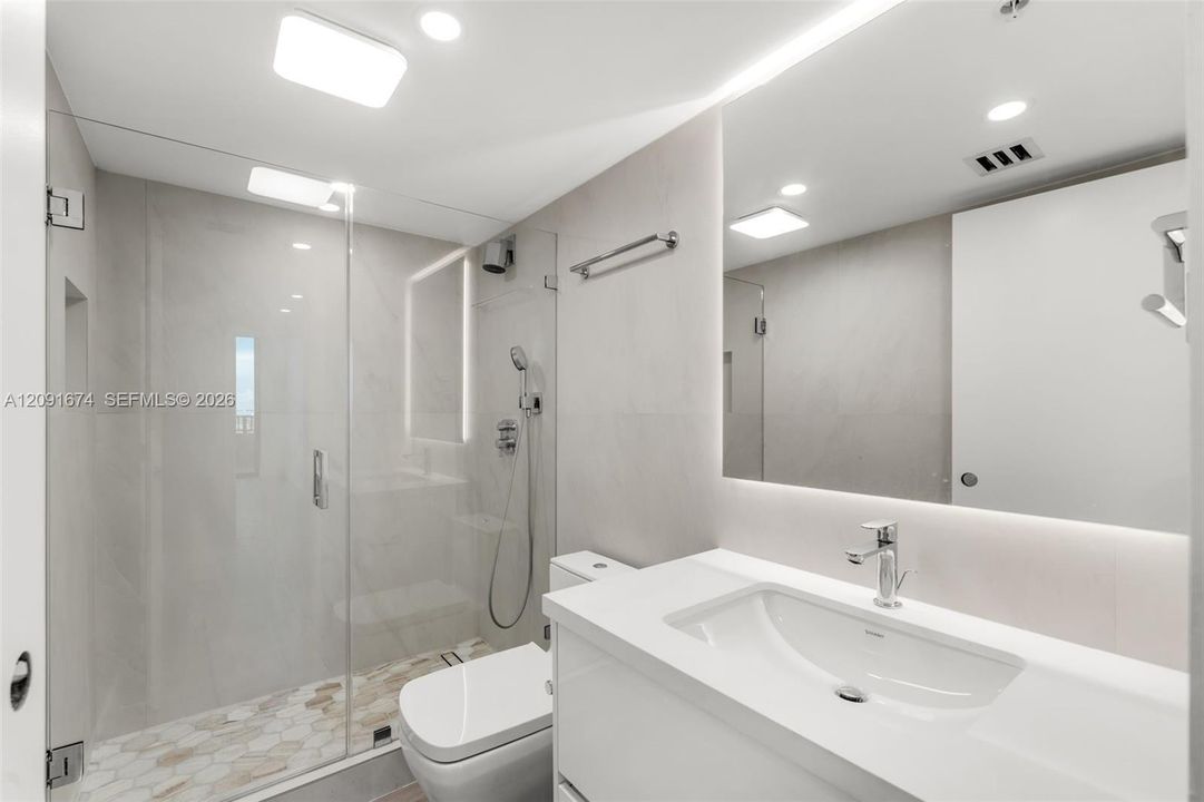 For Rent: $9,000 (2 beds, 2 baths, 1532 Square Feet)