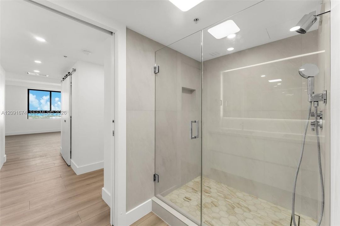 For Rent: $9,000 (2 beds, 2 baths, 1532 Square Feet)