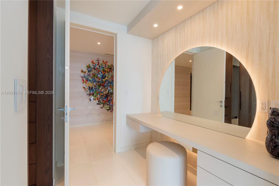 For Rent: $45,000 (5 beds, 5 baths, 3764 Square Feet)
