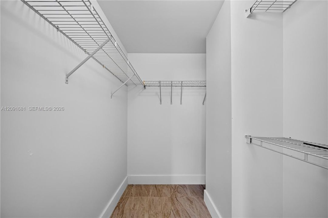 En Venta: $320,000 (2 camas, 2 baños, 840 Pies cuadrados)