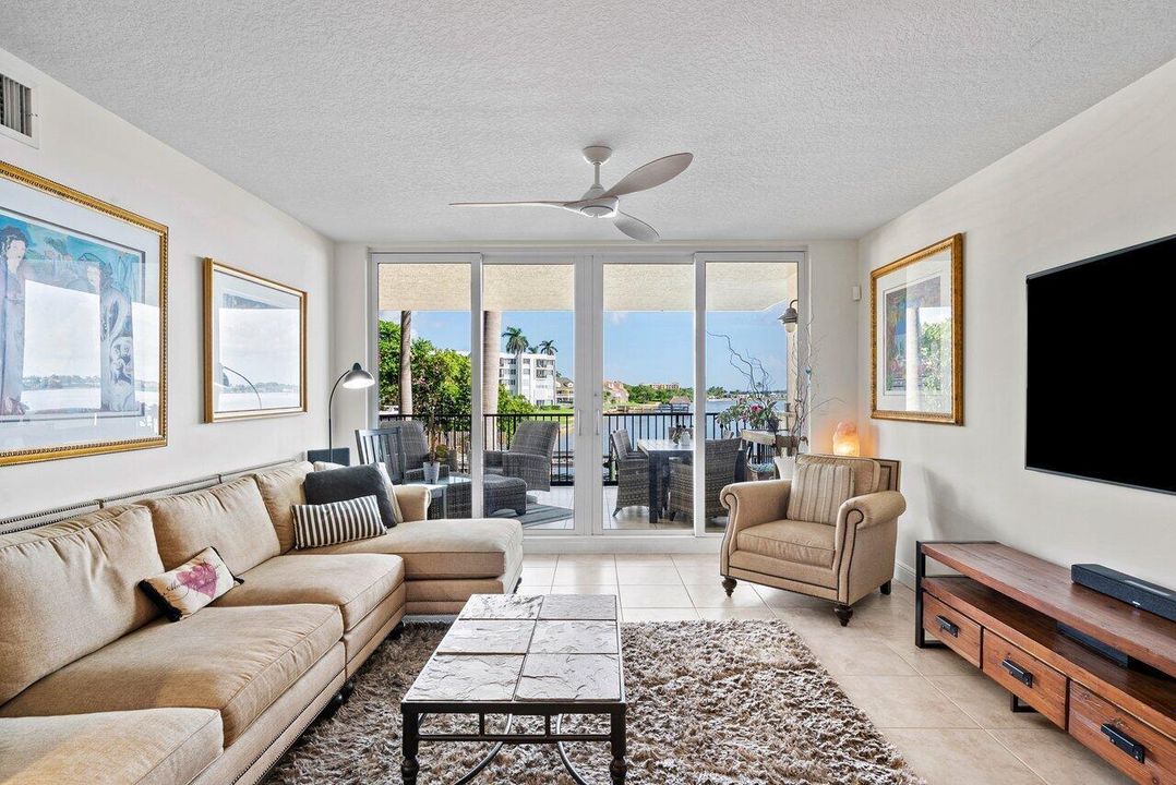 016-2700NFederalHighway-BoyntonBeach-FL-