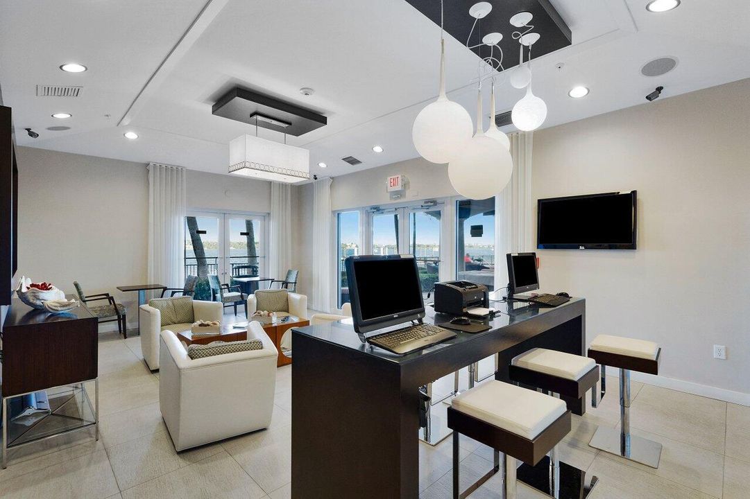 044-2700NFederalHighway-BoyntonBeach-FL-