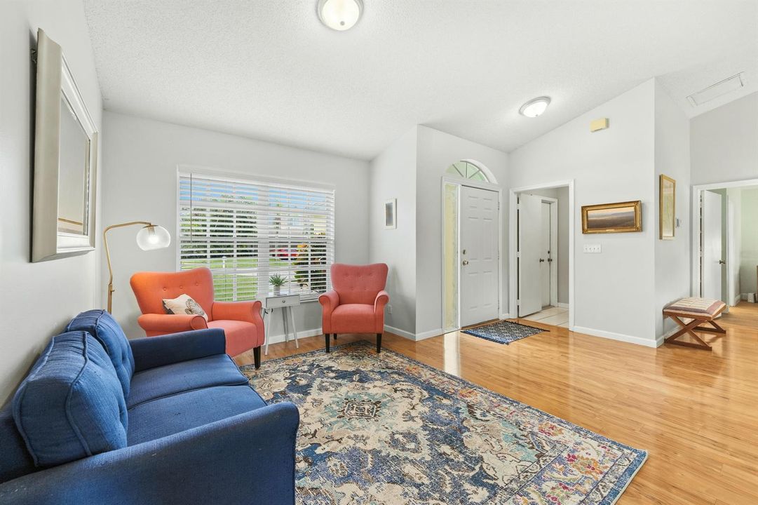 Dining/Sitting Area
