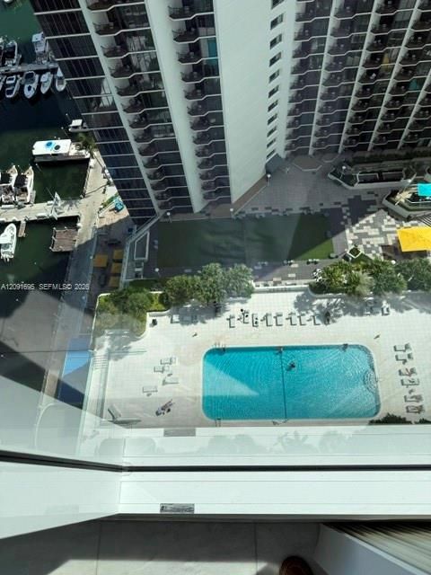 В аренду: $5,900 (3 спален, 2 ванн, 1479 Квадратных фут)