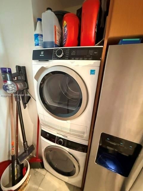 В аренду: $5,900 (3 спален, 2 ванн, 1479 Квадратных фут)
