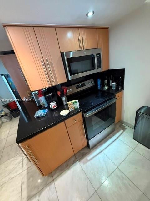 В аренду: $5,900 (3 спален, 2 ванн, 1479 Квадратных фут)