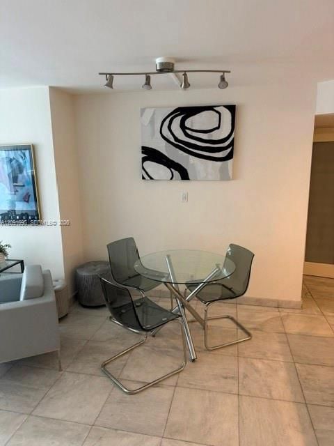 В аренду: $5,900 (3 спален, 2 ванн, 1479 Квадратных фут)