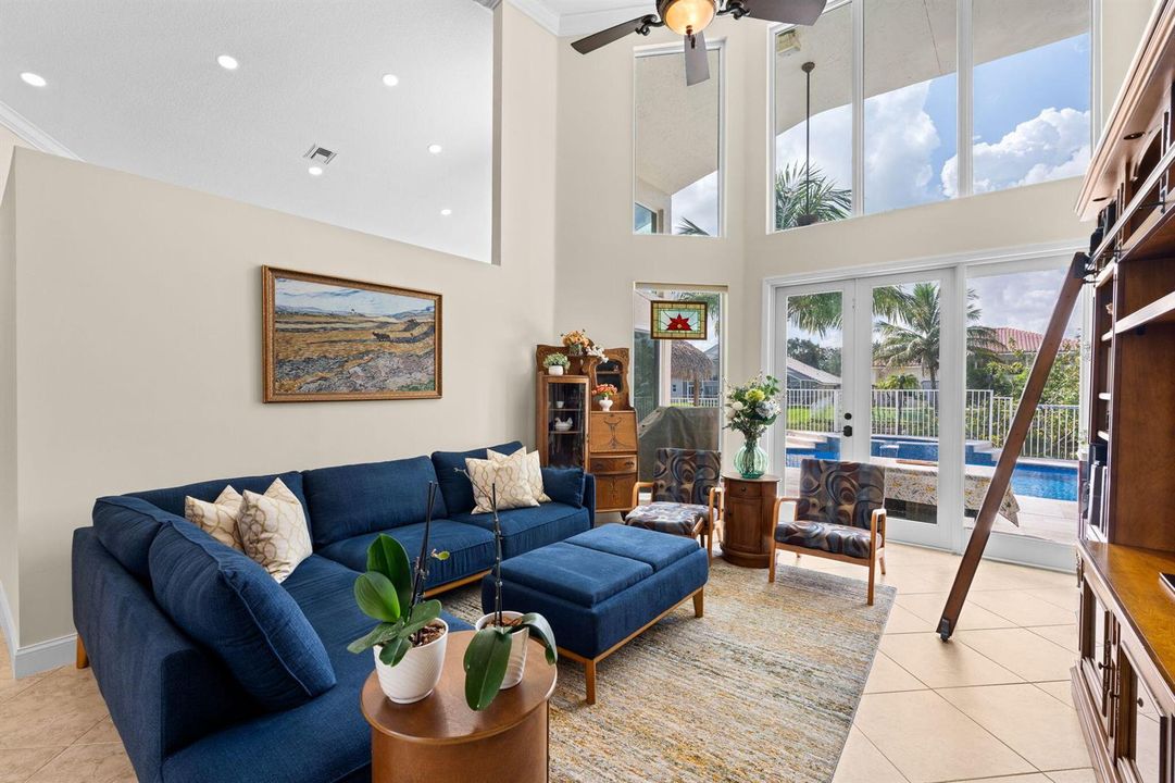 13-web-or-mls-A7408320