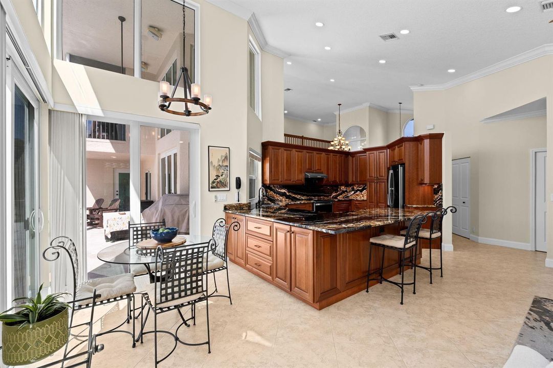 17-web-or-mls-A7408341
