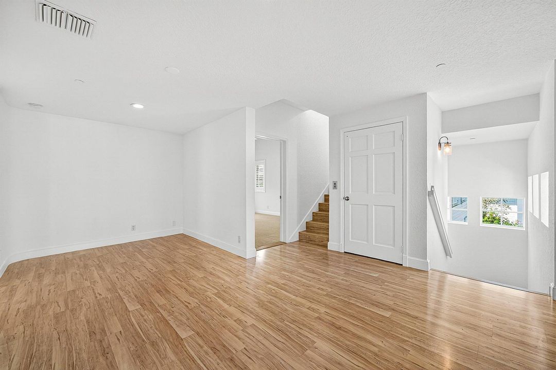 021-130JupiterKeyRoad-Jupiter-FL-33477-S