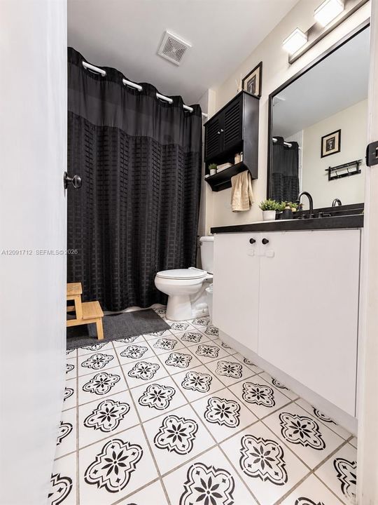 В аренду: $4,950 (4 спален, 2 ванн, 1444 Квадратных фут)
