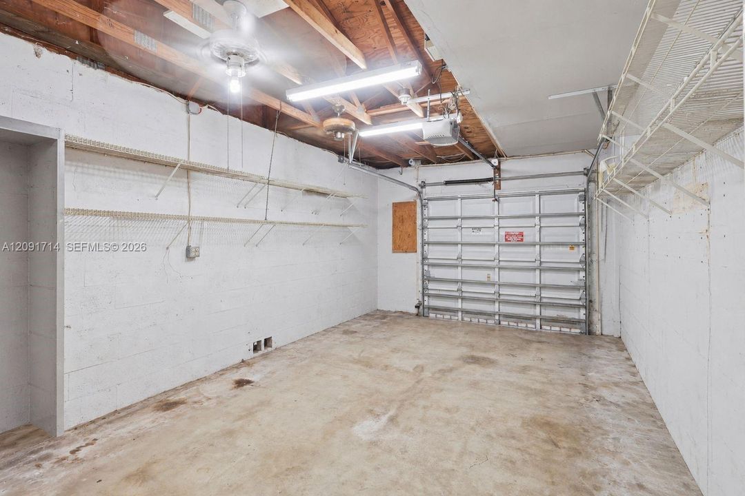For Sale: $760,000 (3 beds, 2 baths, 1020 Square Feet)