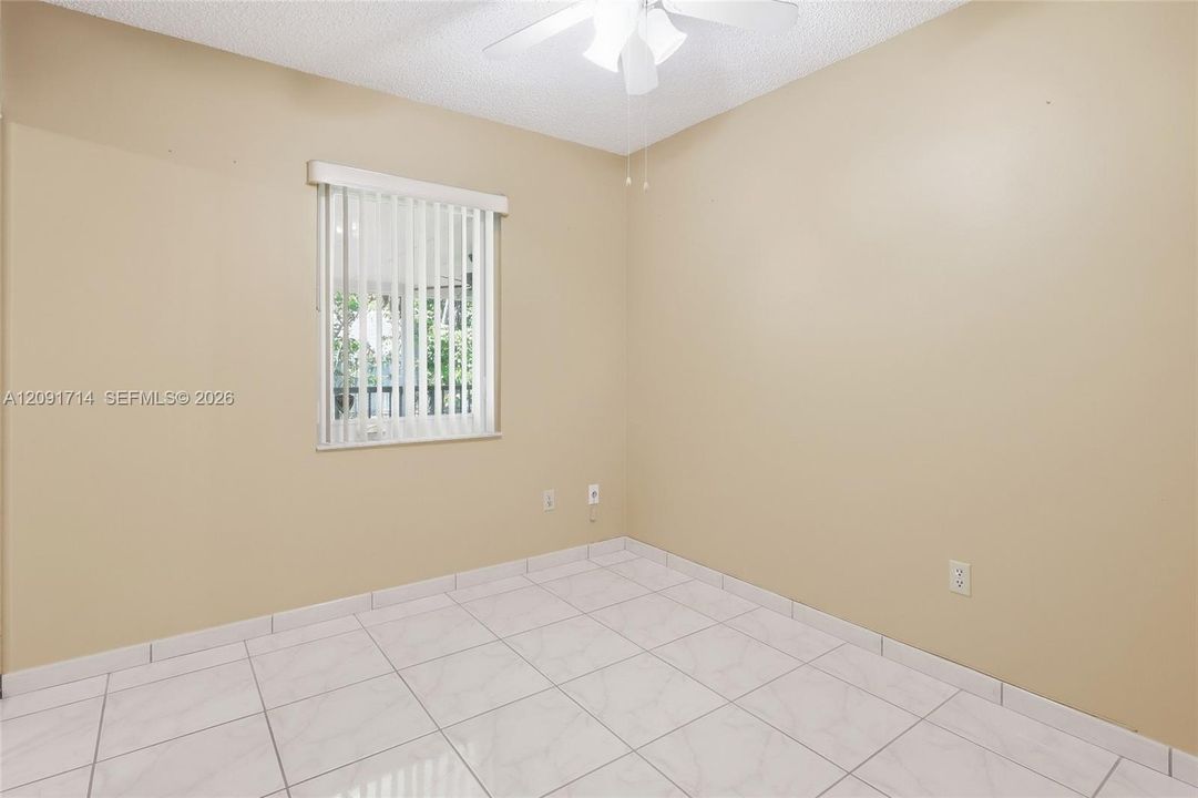 For Sale: $760,000 (3 beds, 2 baths, 1020 Square Feet)