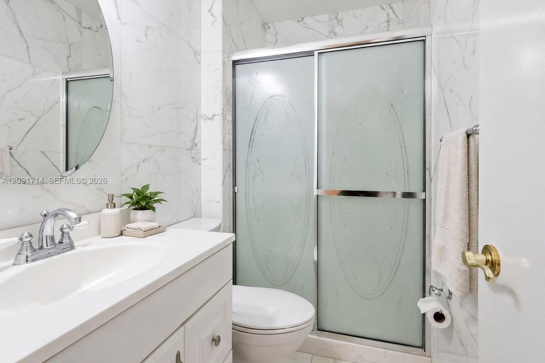 For Sale: $760,000 (3 beds, 2 baths, 1020 Square Feet)