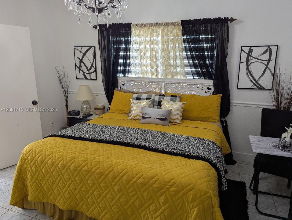 For Rent: $1,525 (1 beds, 1 baths, 2192 Square Feet)