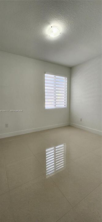 En Venta: $639,900 (4 camas, 3 baños, 2254 Pies cuadrados)