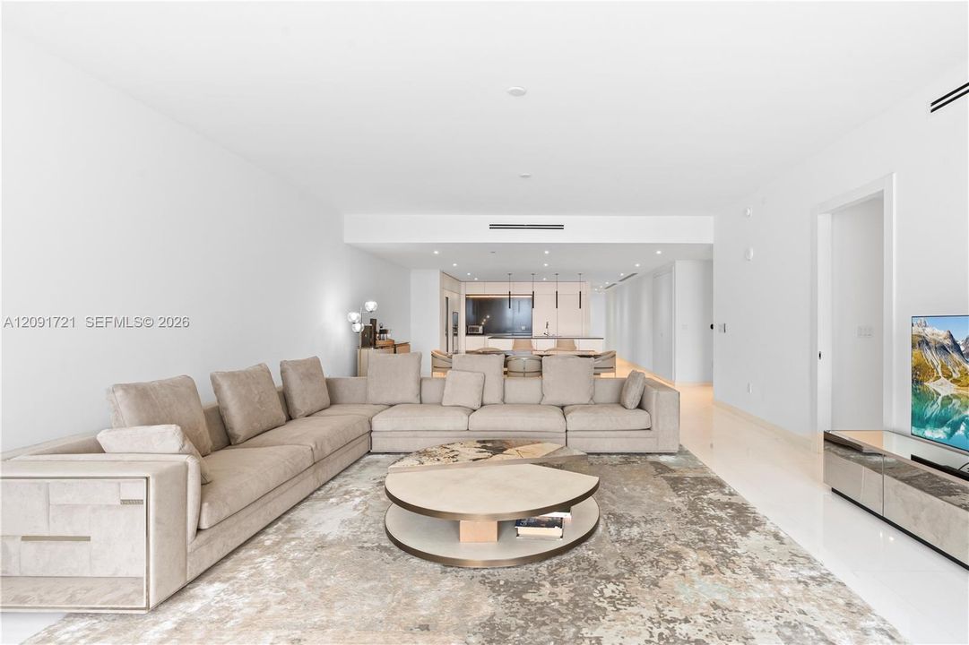 En Venta: $4,300,000 (4 camas, 5 baños, 3536 Pies cuadrados)
